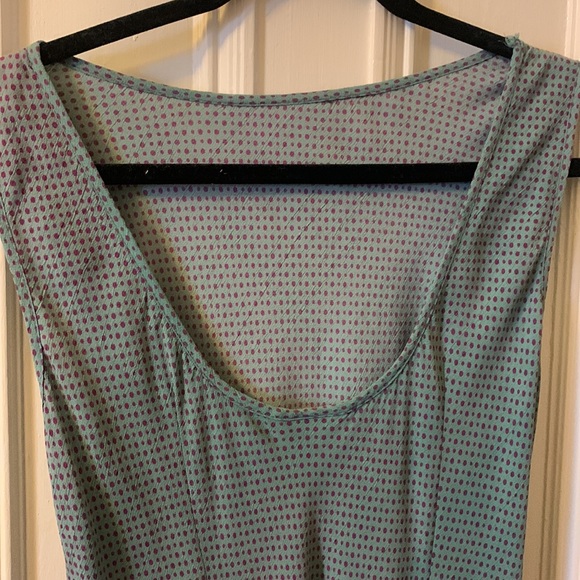 Lovely flattering crepe dress - Picture 3 of 4